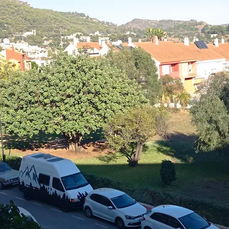 1 En Piso Compartido Con Acceso Zonas Comunes * Marbella