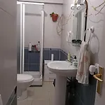 1 En Piso Compartido Con Acceso Zonas Comunes 营地 *