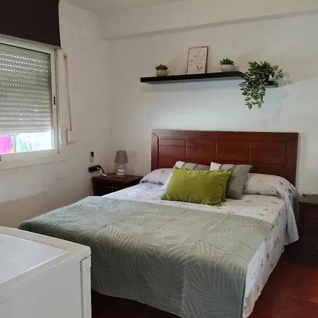 1 En Piso Compartido Con Acceso Zonas Comunes Camping Marbella