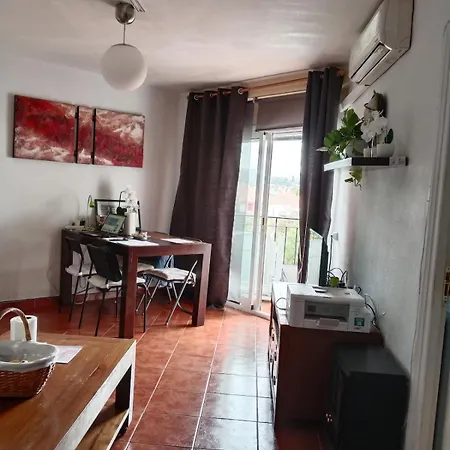 1 En Piso Compartido Con Acceso Zonas Comunes מארבלה