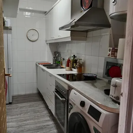1 En Piso Compartido Con Acceso Zonas Comunes אתר קמפינג *