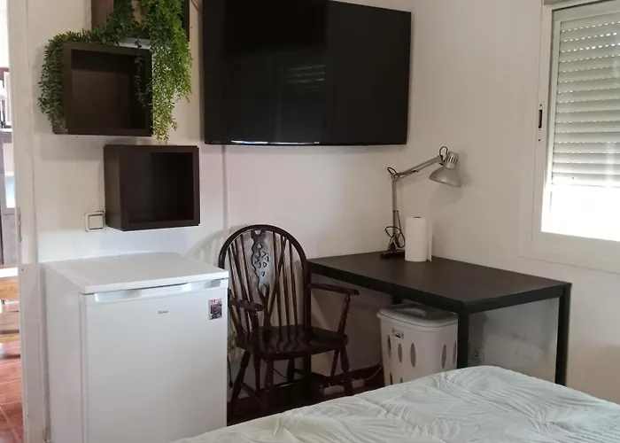 1 En Piso Compartido Con Acceso Zonas Comunes Кемпинг *