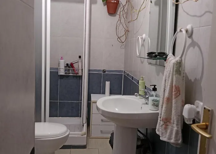 1 En Piso Compartido Con Acceso Zonas Comunes Кемпинг *