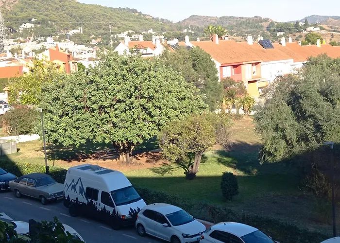 1 En Piso Compartido Con Acceso Zonas Comunes * ماربيا