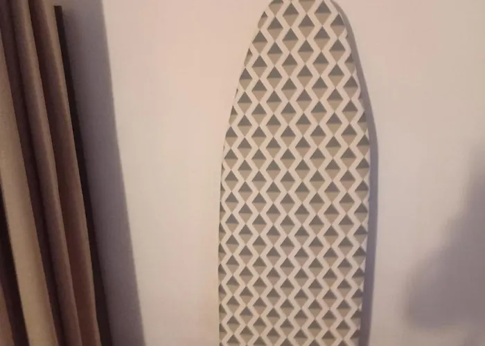 1 En Piso Compartido Con Acceso Zonas Comunes * Марбелья