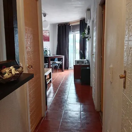 1 En Piso Compartido Con Acceso Zonas Comunes